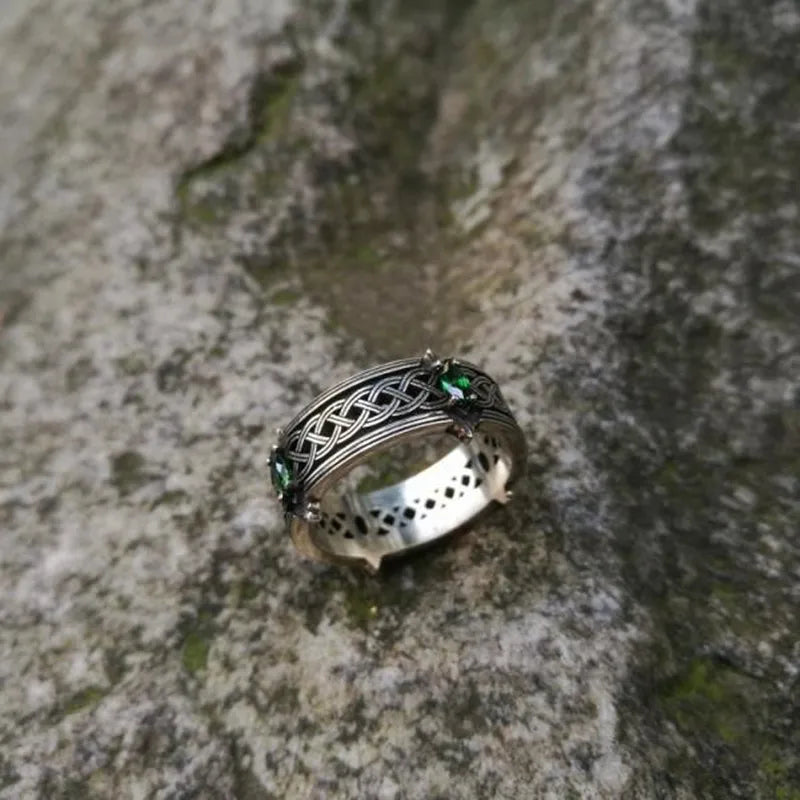 Vintage Green Gemstone Celtic Knot Ring Witchcraft Witch Knot Open Adjustable Ring Lucky Jewelry for Men Women